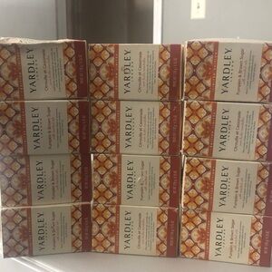 Yardley pumpkin 🎃 & Brown Sugar Hand Soap 🧼 Lot of 12 bars. (Please read)